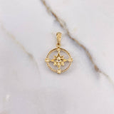 Dije Brujula 2gr / 2.6cm / Circones Blancos Oro Amarillo $