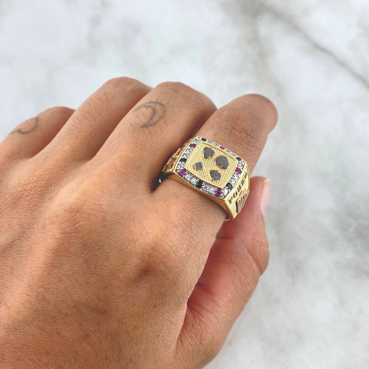 Poker Ring 10gr / Size 10 3/4 / White Black Fuchsia Zircons Yellow Gold *