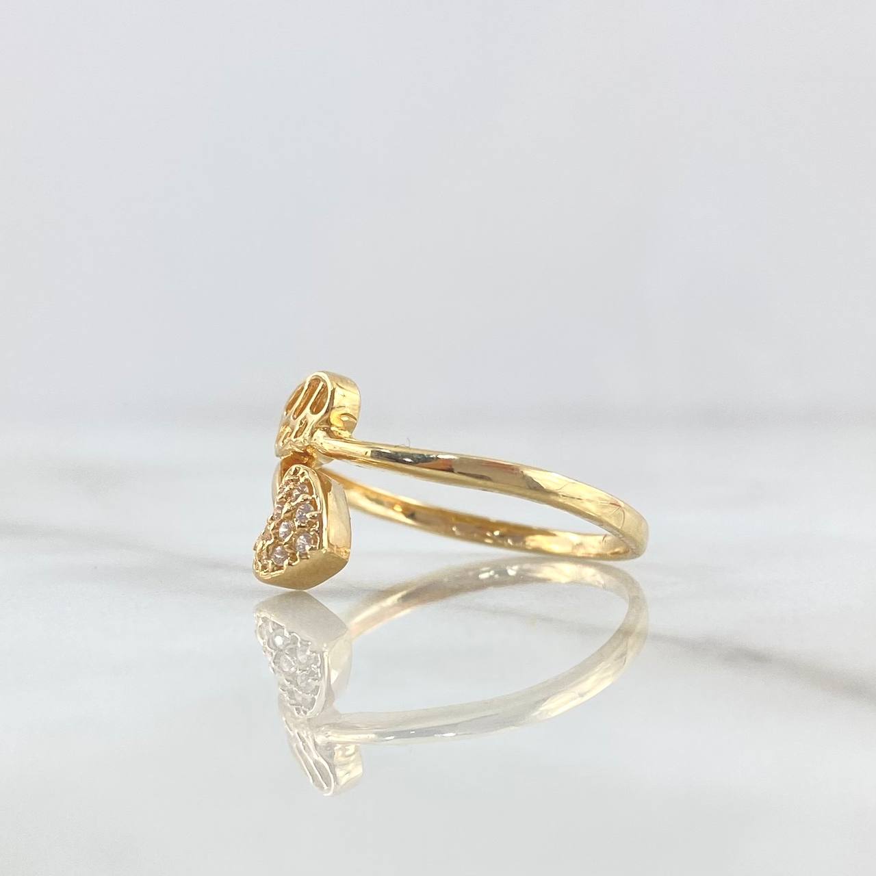Winged Heart Ring 2.25gr / Size 7 3/4 / White Zircons Yellow Gold ©