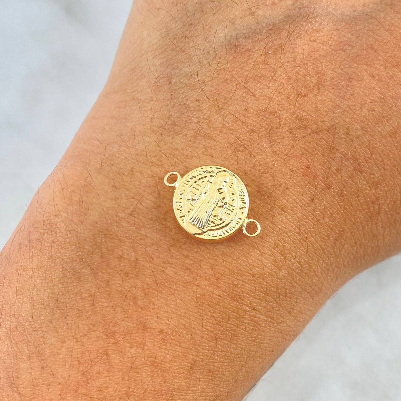 Herraje San Benito  0.65gr / 1.8cm / Oro 18K *