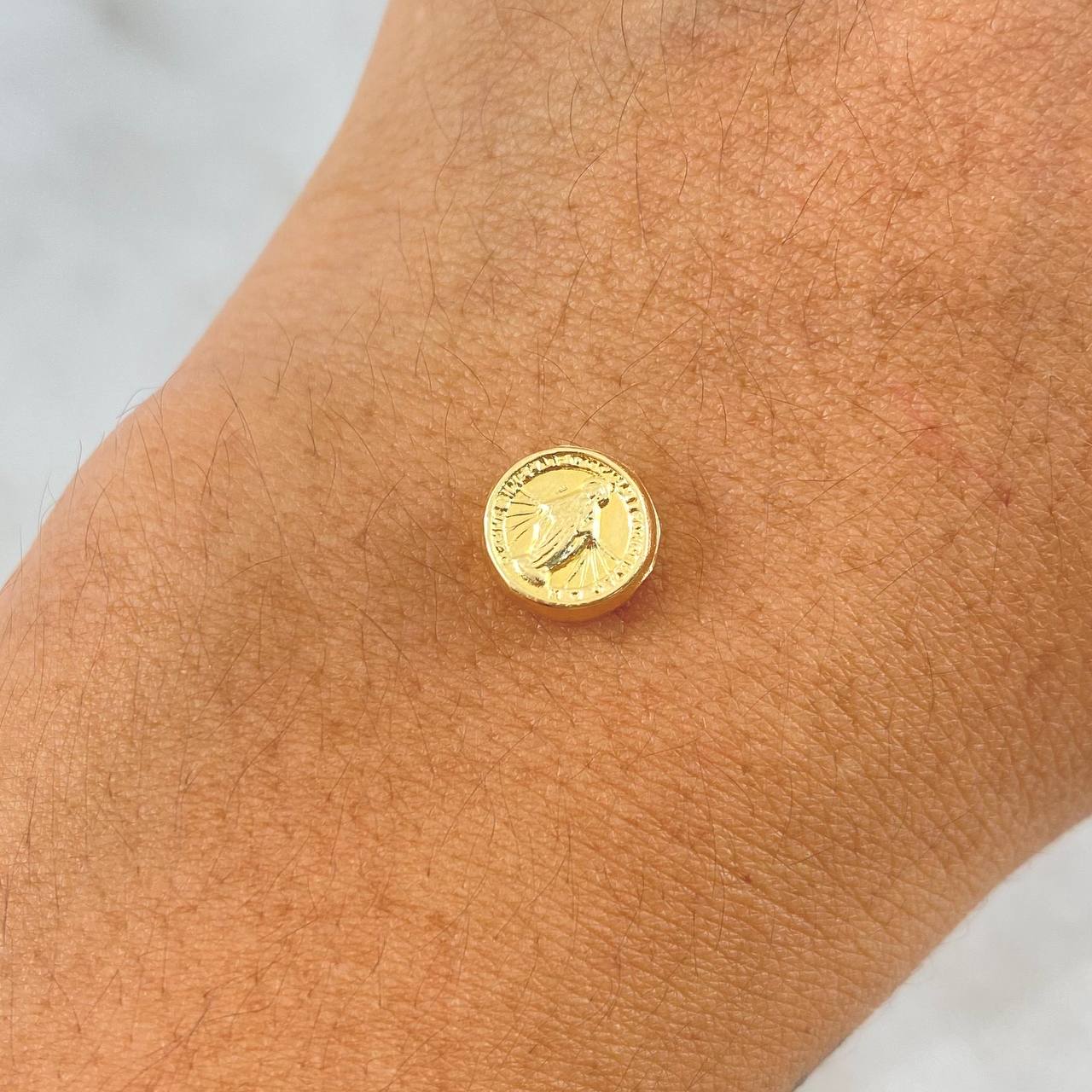 Herraje Virgen Milagrosa 0.35gr / 1/4 in / Oro Amarillo 18K *