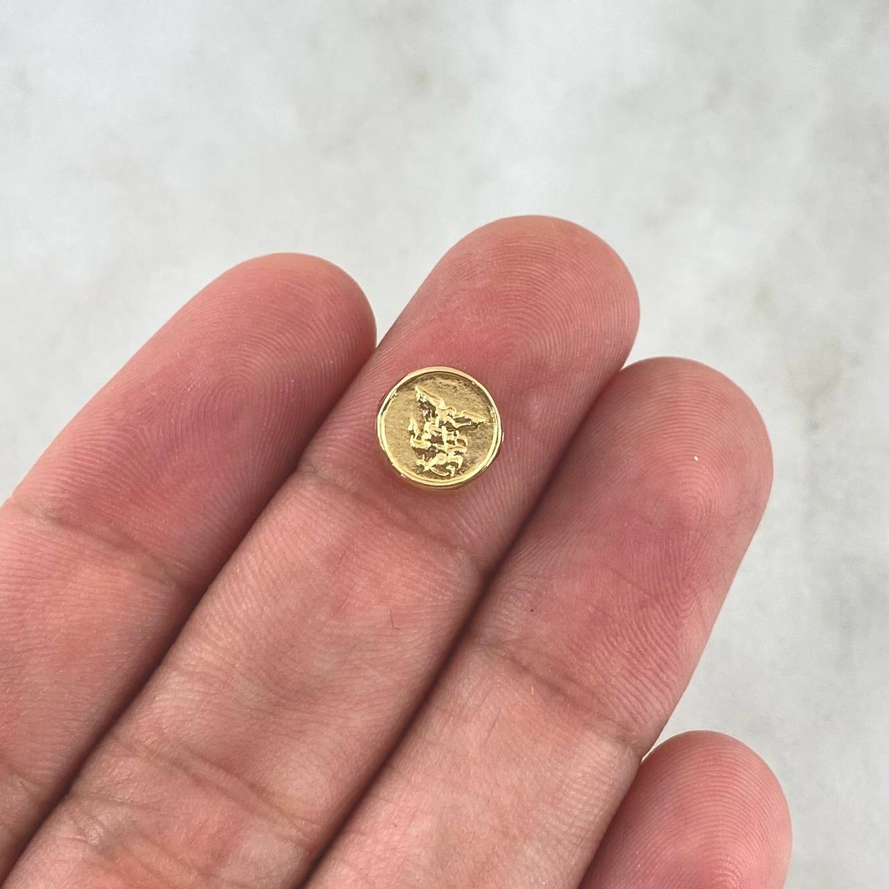 Herraje San Miguel Arcangel 0.4gr / 1/4 in / Oro Amarillo 18K ©