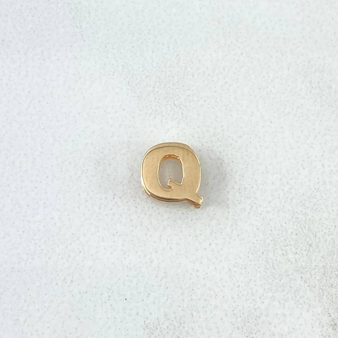 Charm Letter Q 0.35gr / 0.5cm / 18K Yellow Gold ©