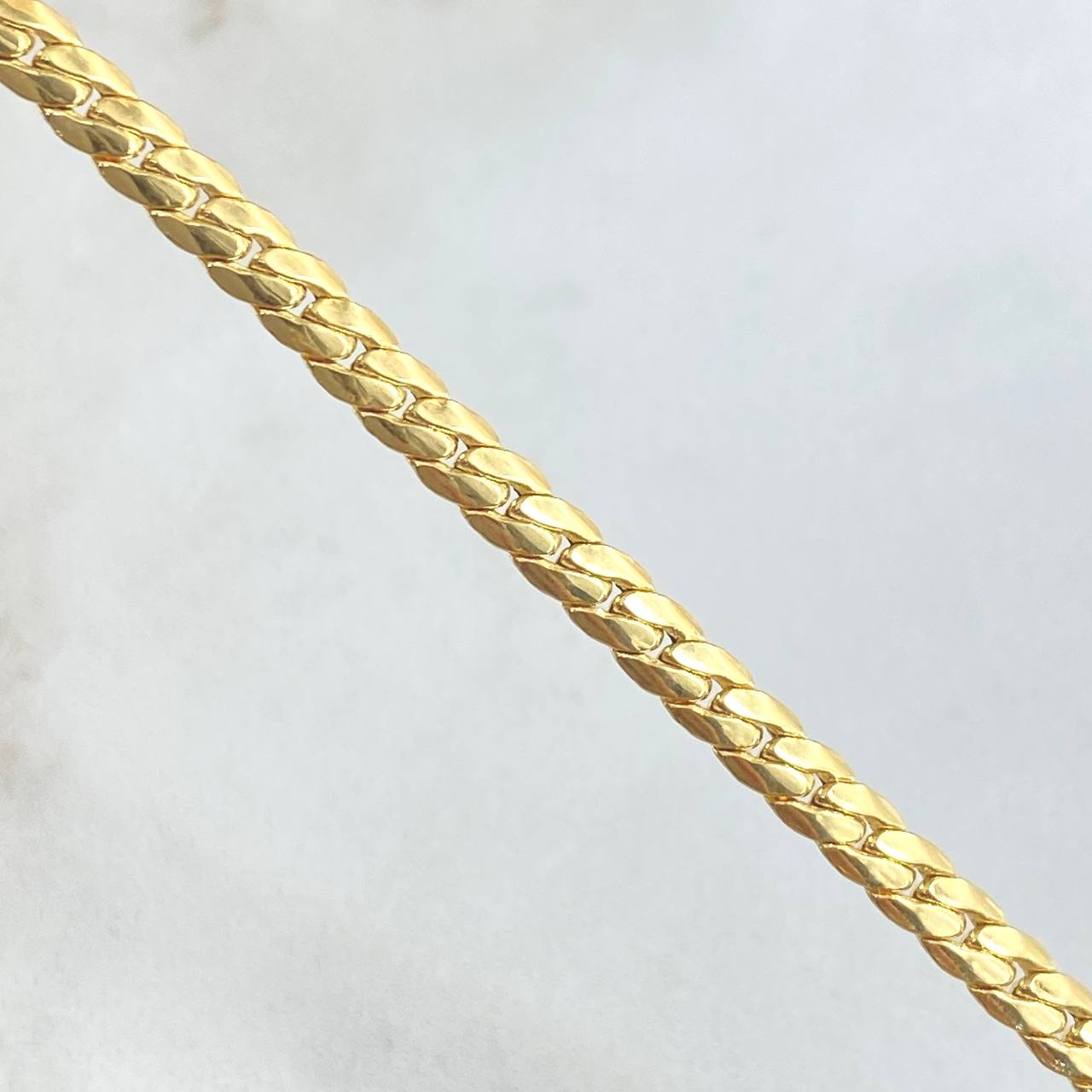 Flat Snake Chain 9.65gr / 23 1/2 in / 18K Gold +3 !