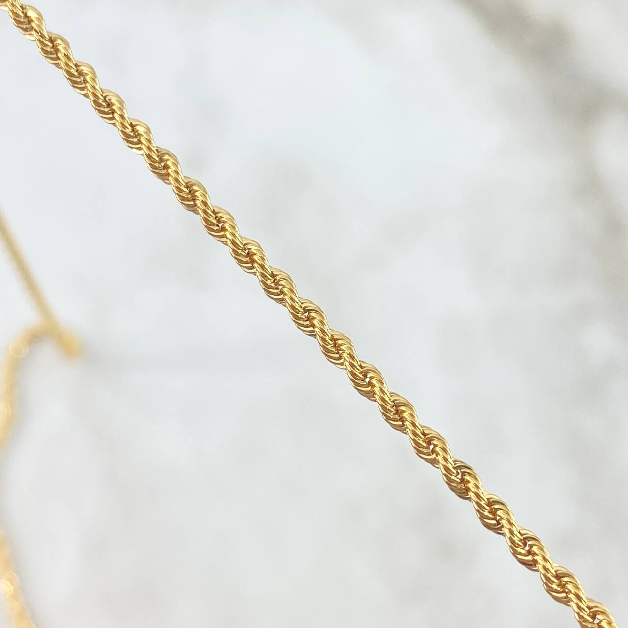 Cadena Lazo 3.25gr / 23 1/2 in / 2mm Oro Amarillo +3 18K