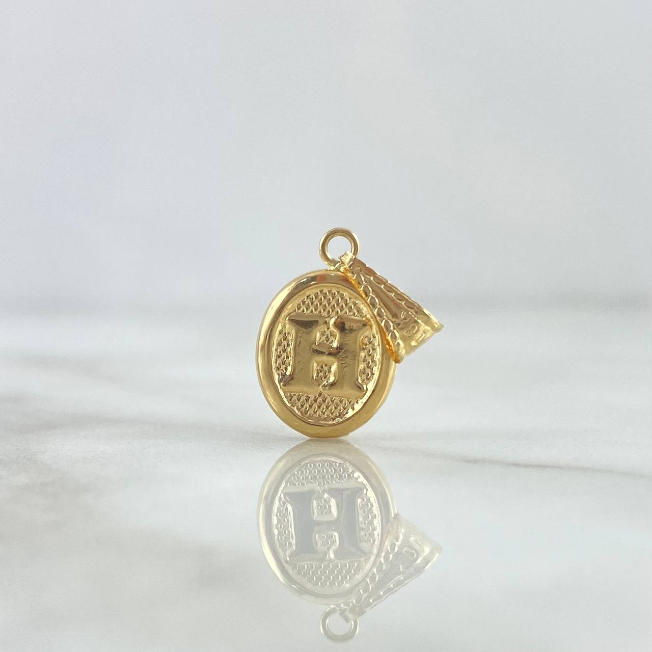 Pendant Letter H 0.4gr / 2cm / Textured Oval 18K Yellow Gold