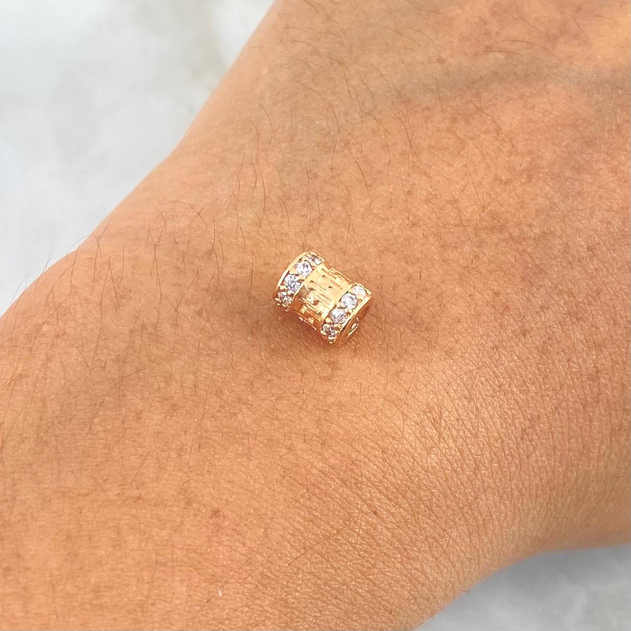 Herraje Barril Tribal 1.55gr / 0.8cm / Circones Blancos Oro Rosa 18K