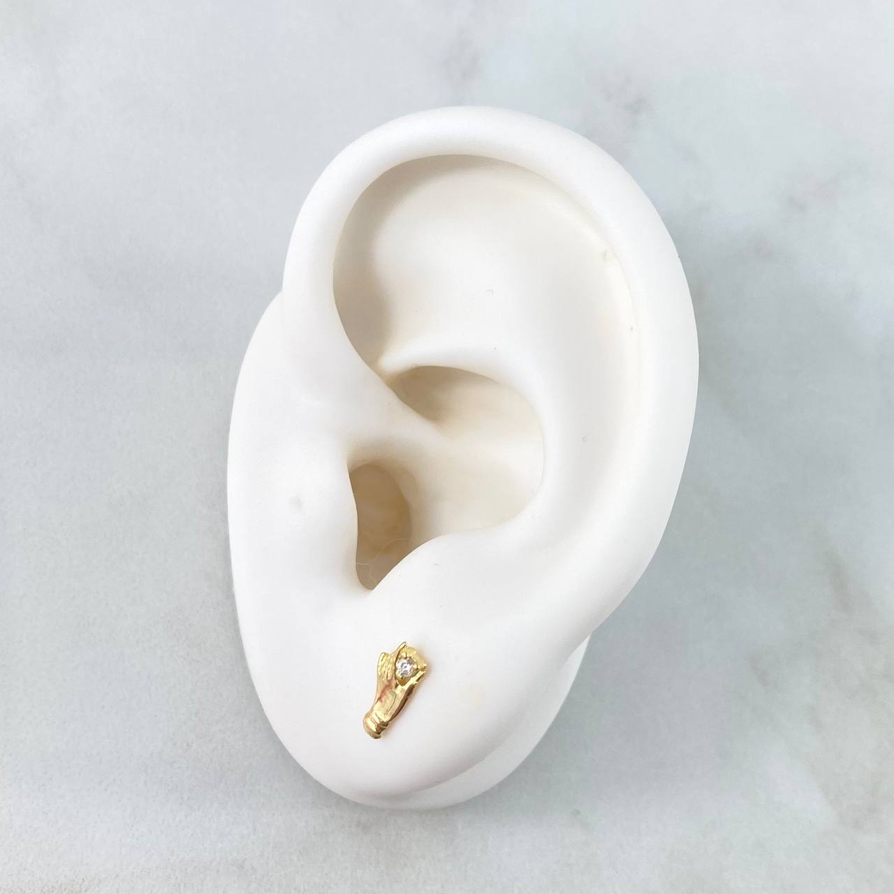 Topos Mano 0.85gr / 9mm Circones Blancos Oro Amarillo 18K ©