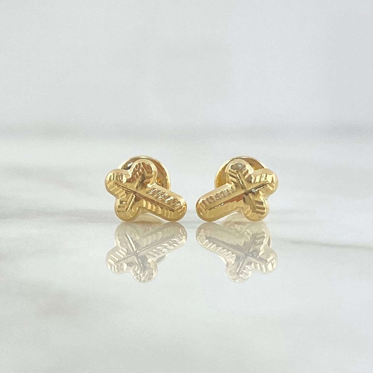 Stud Earrings Crossed Ray 0.7gr / 8mm 18K Yellow Gold *
