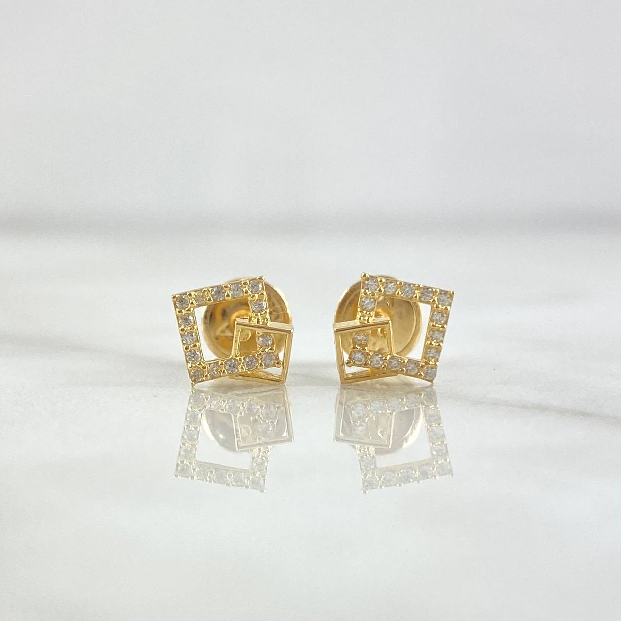 Topos Cuadros Superpuestos 0.9gr / 8mm Circones Blancos Oro Amarillo 18K *