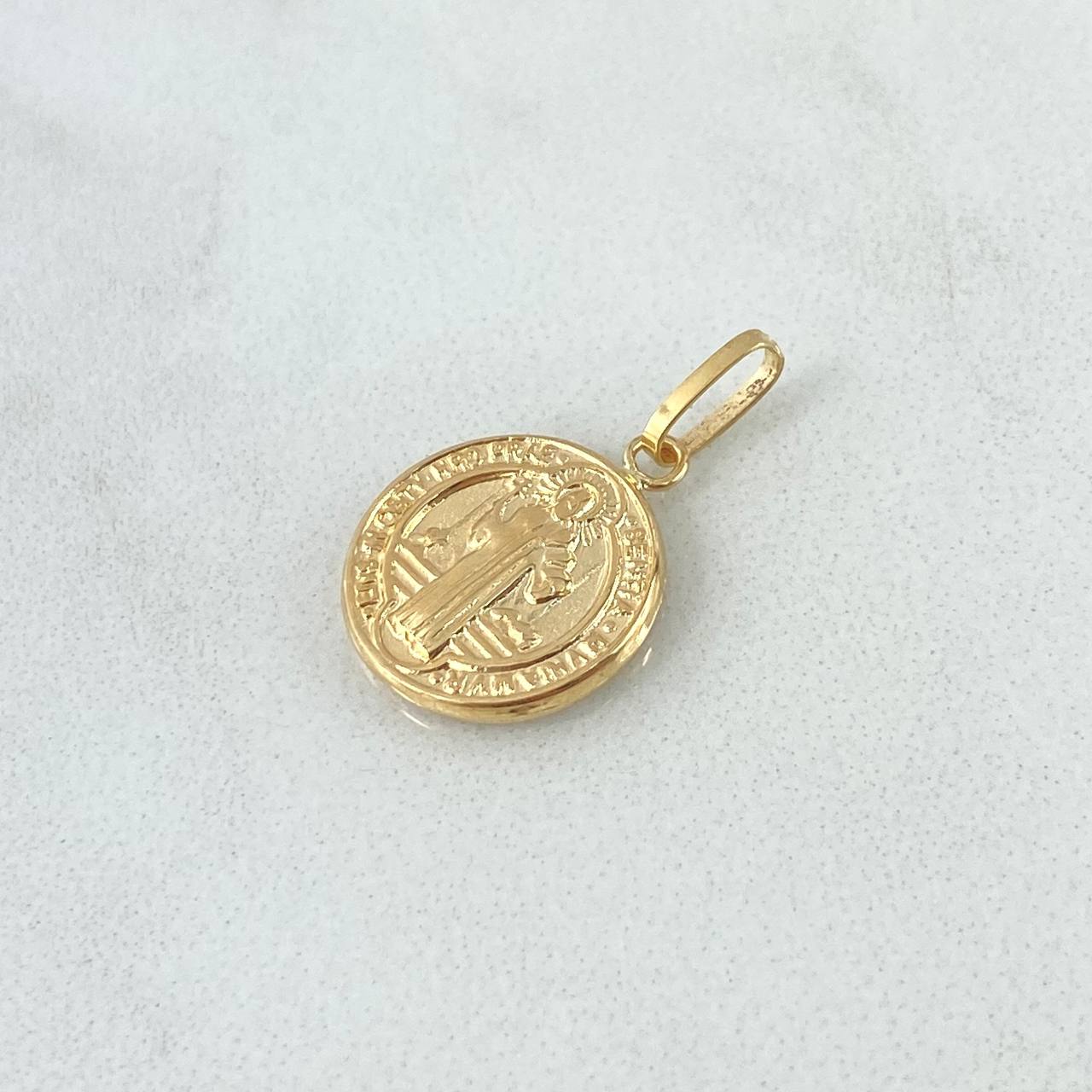 Dije San Benito 0.95gr / 2cm / Mate - Liso - Circular Oro Amarillo 18K