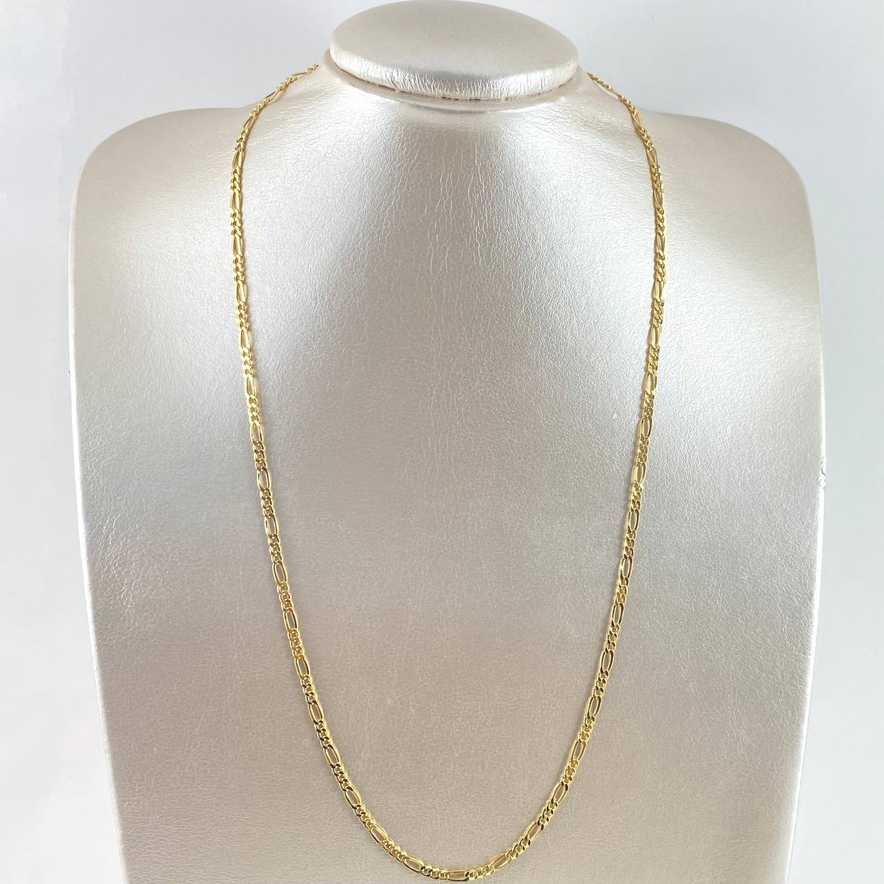 Cadena Figaro 4.2g / 24 in / 3.5mm Oro Amarillo 18K