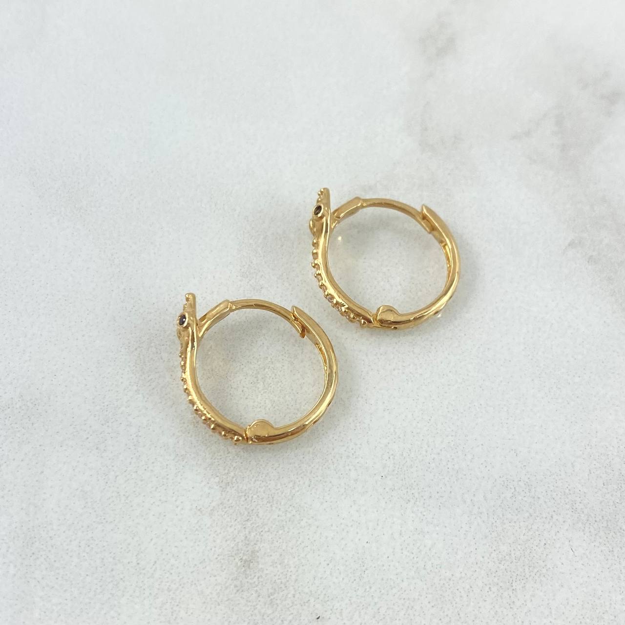 Hoop Earrings Snake 2.6gr / 1.4cm / White Zircons - Black Eyes 18K Yellow Gold