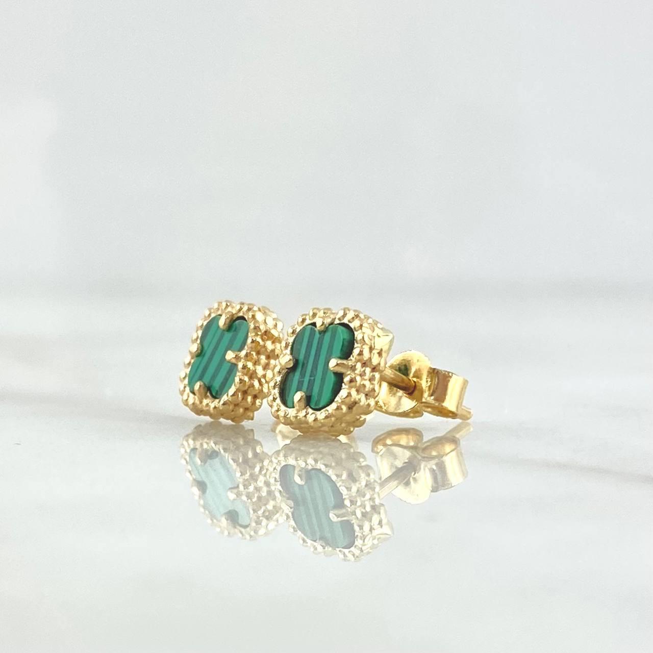Stud Earrings Clover VCyA 2.05gr / 7mm Spotted Green Malachite Yellow Gold Nac.Esp. 18K ©