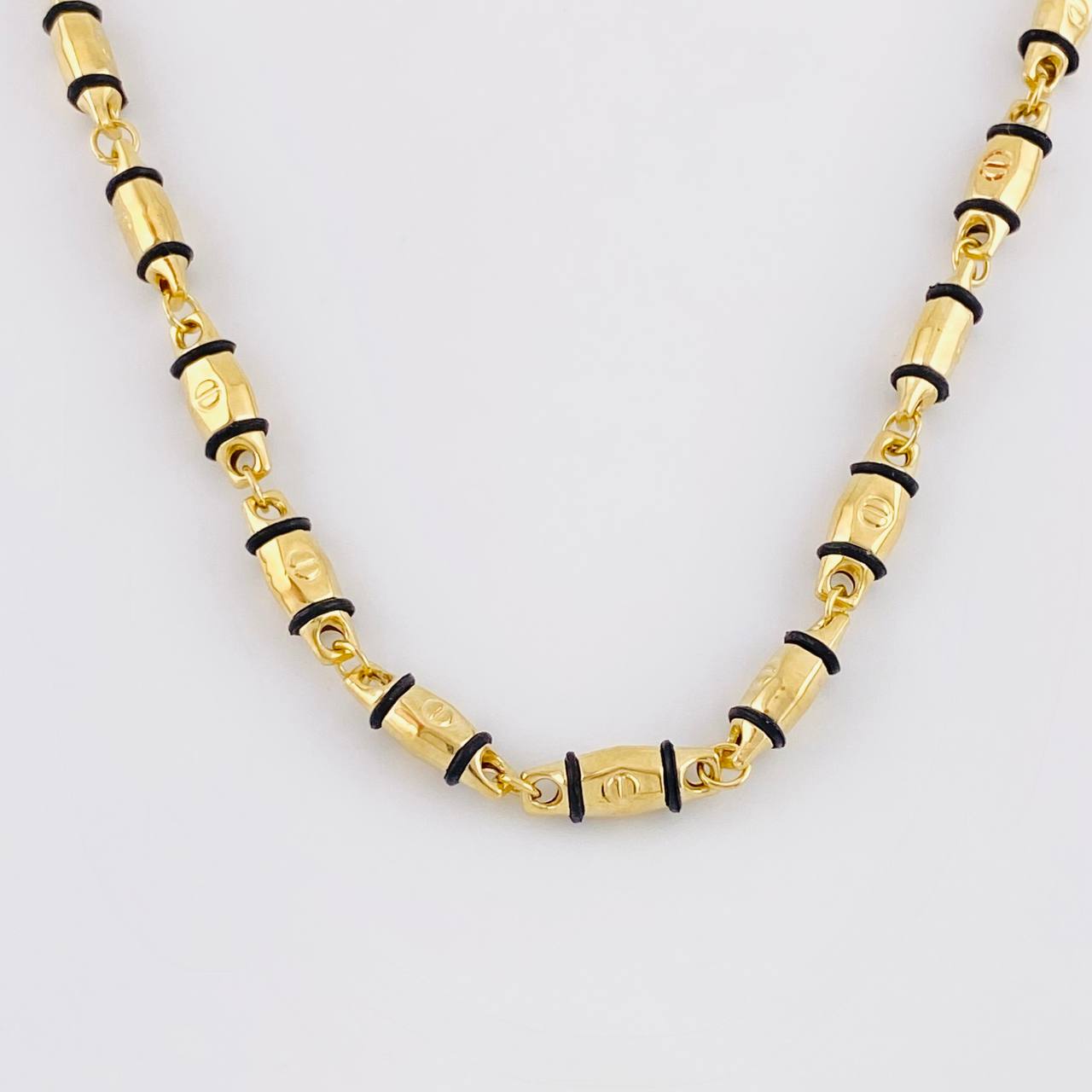 Cadena Rustica Tornillo 13.8g / 26 in / 4.3mm Oro Amarillo 18K