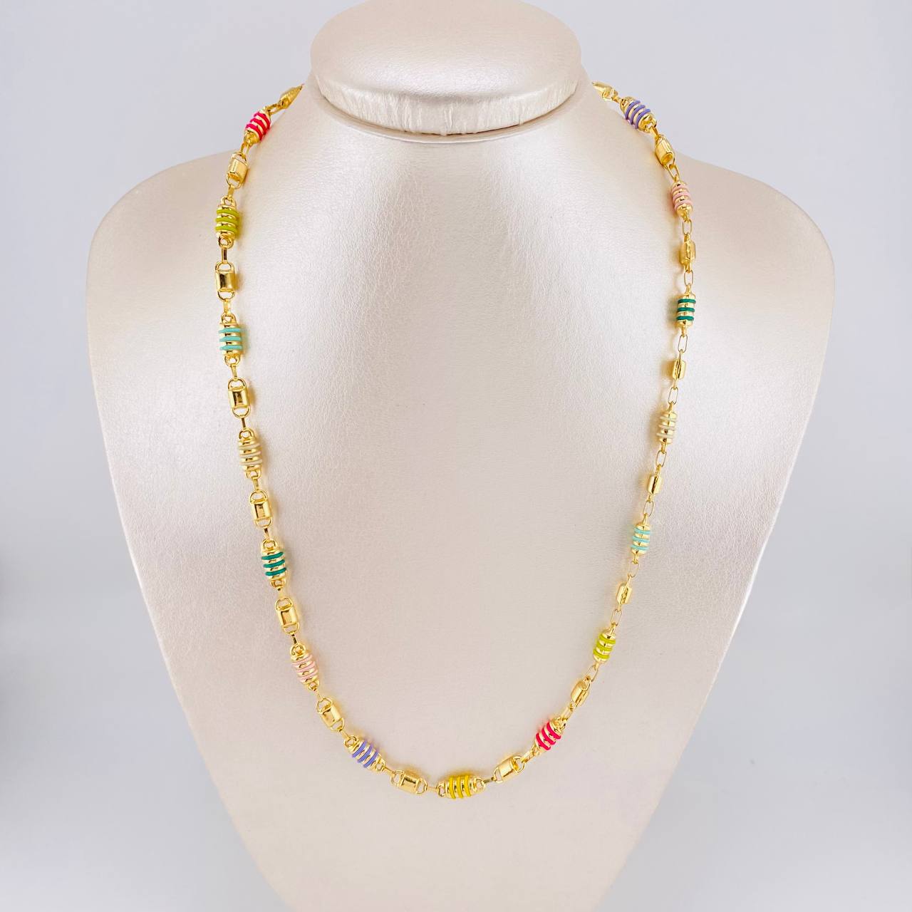 Rustic Barrel Bead Chain 12.45g / 20 in / 5.2mm 18K Yellow Gold