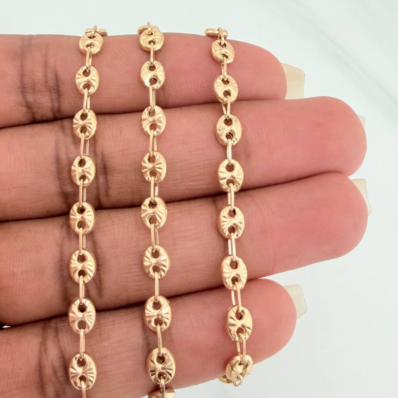 Cadena GC 10.1gr / 24 1/4 in / 4.2mm Oro Amarillo 18K &