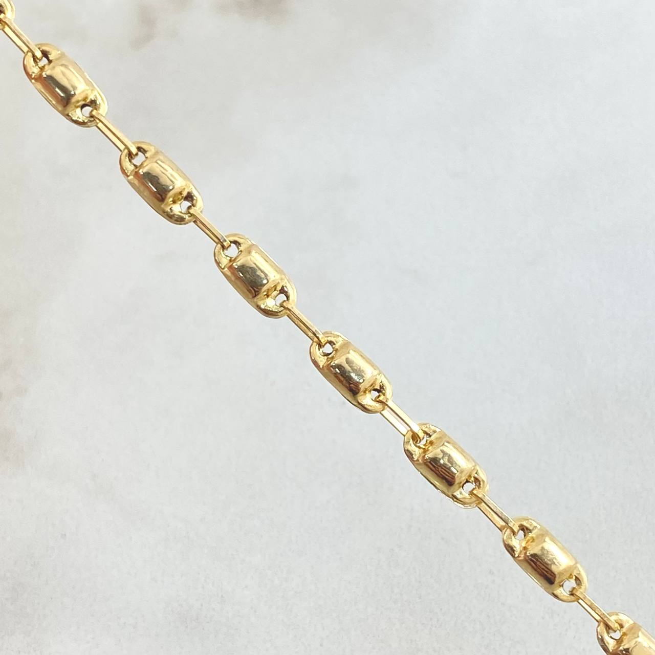 Rustic Cubic Bracelet 2.45gr / 7.7in / 18K Gold Yellow