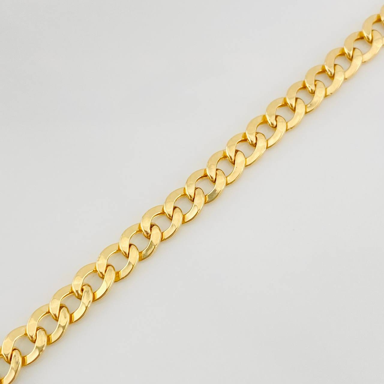 Cuban Links Bracelet 3.85g / 8 in / 5.06mm Yellow Gold 18K