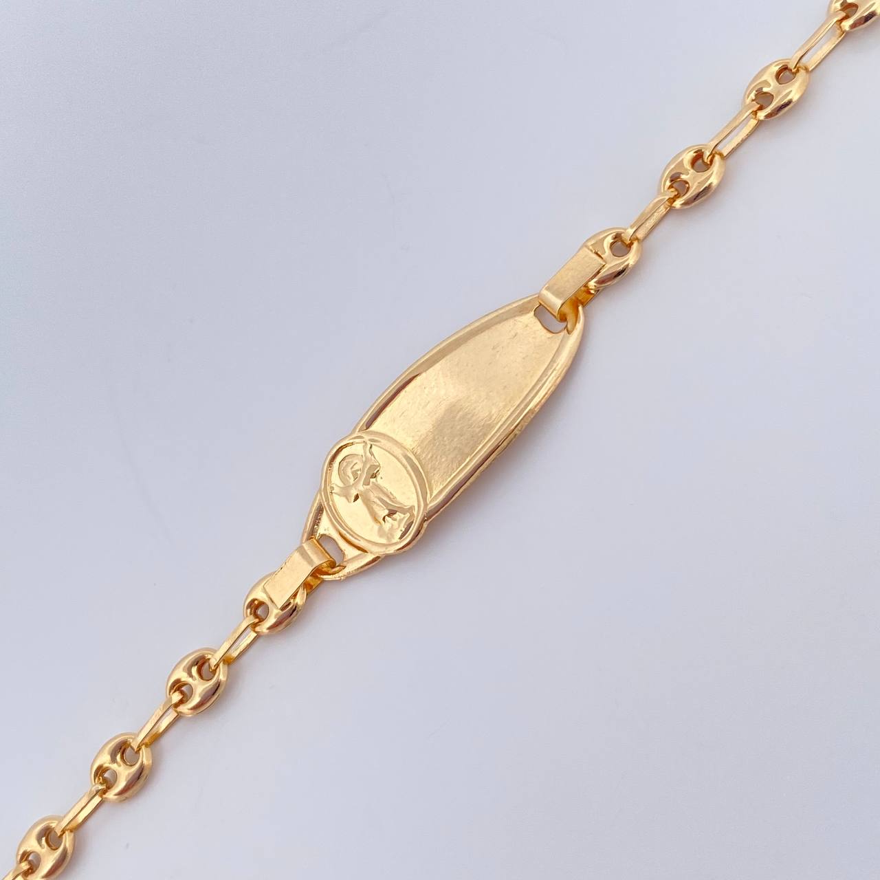 Pulso Bebé GC Placa Ocatagonal Curva  1.8gr / 6 in / 3.33mm Oro Amarillo 18K &