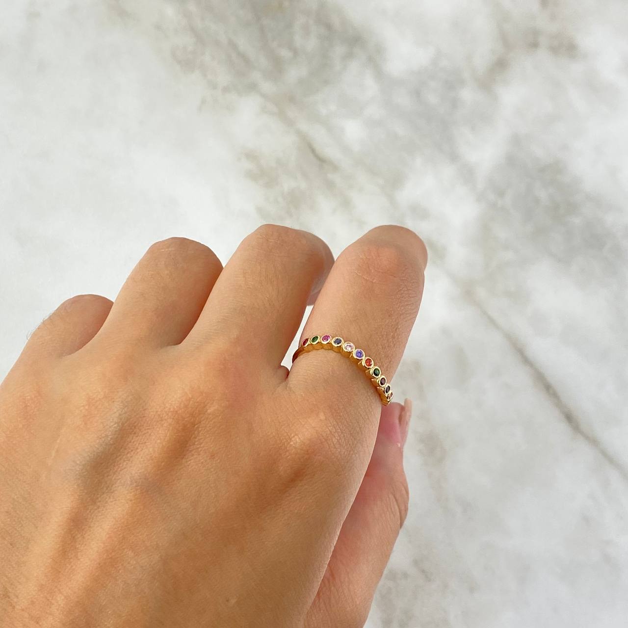 Star Ring Circles Curve 1.75gr / Size 6 3/4 / Colored Zircons Yellow Gold