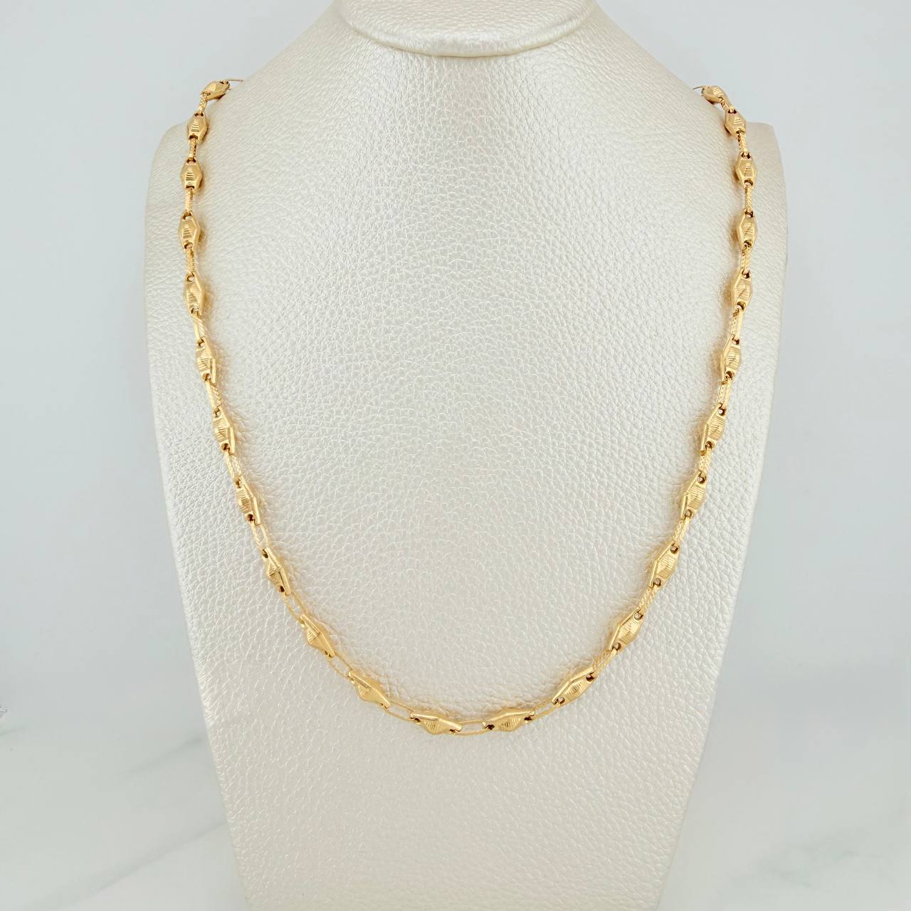 Cadena Rustica Eslabon 11gr / 24 1/2 in / 4.4mm Oro Amarillo 18K %