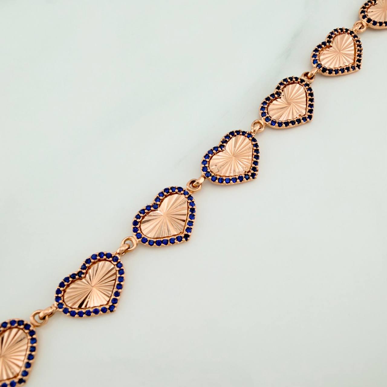 Pulso Corazones 10.5gr / 7 3/4 in / 9.5mm Oro Rosa 18K %