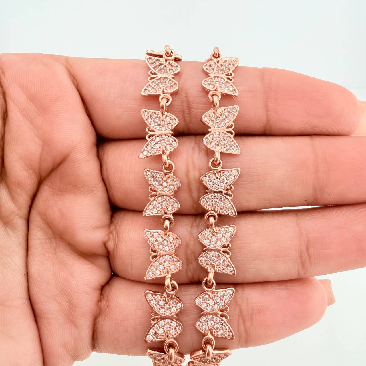 Pulso Mariposas 10.6gr / 7 3/4 in / 6.75mm Oro Rosa 18K &