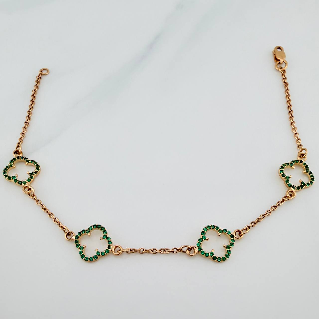 Pulso Trebol Aro Seguido 3.75gr / 7 3/4 in / 0.8mm Oro Amarillo 18K &