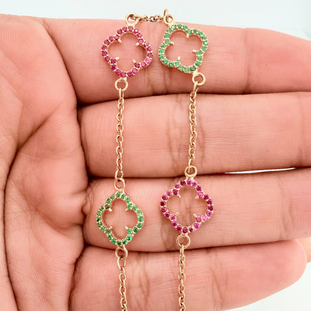 Pulso Trebol Aro Seguido 3.35gr / 7 1/2 in / 0.9mm Oro Amarillo 18K &