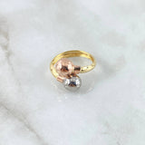 You and Me Ring 2.05gr / Size 7 1/4 / Three 18K Golds