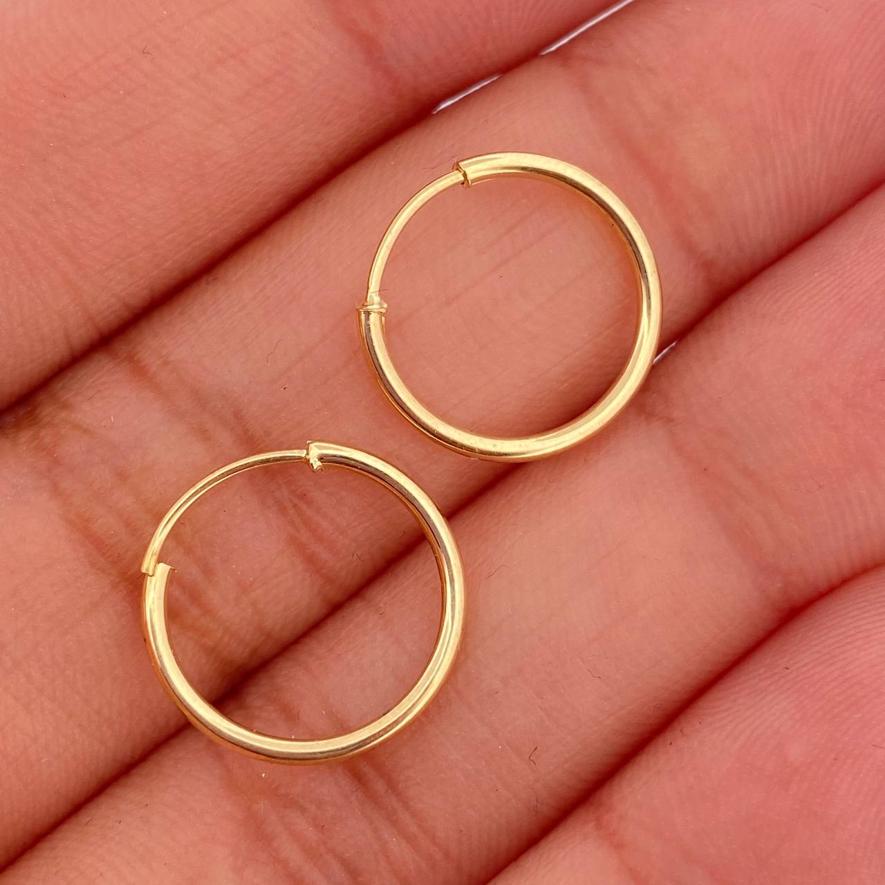 Candongas Aro 0.7gr / 3/4 in / Oro Amarillo 18K ©