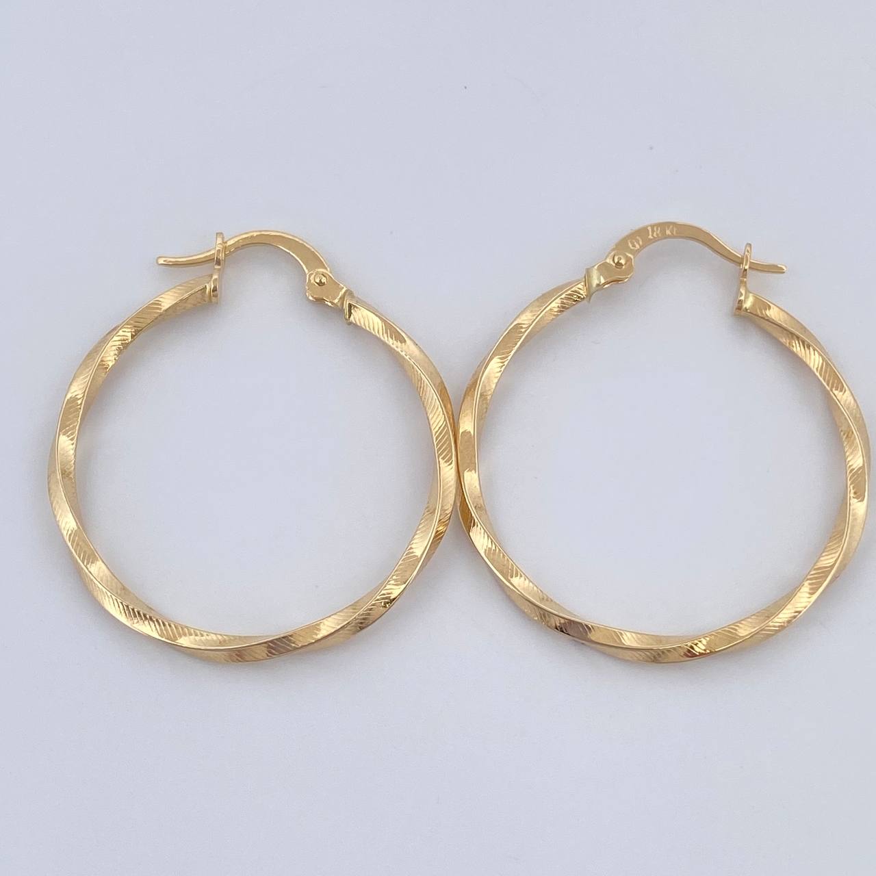 Candongas Deis 1.45gr / 1 1/4 in / Oro Amarillo 18K &