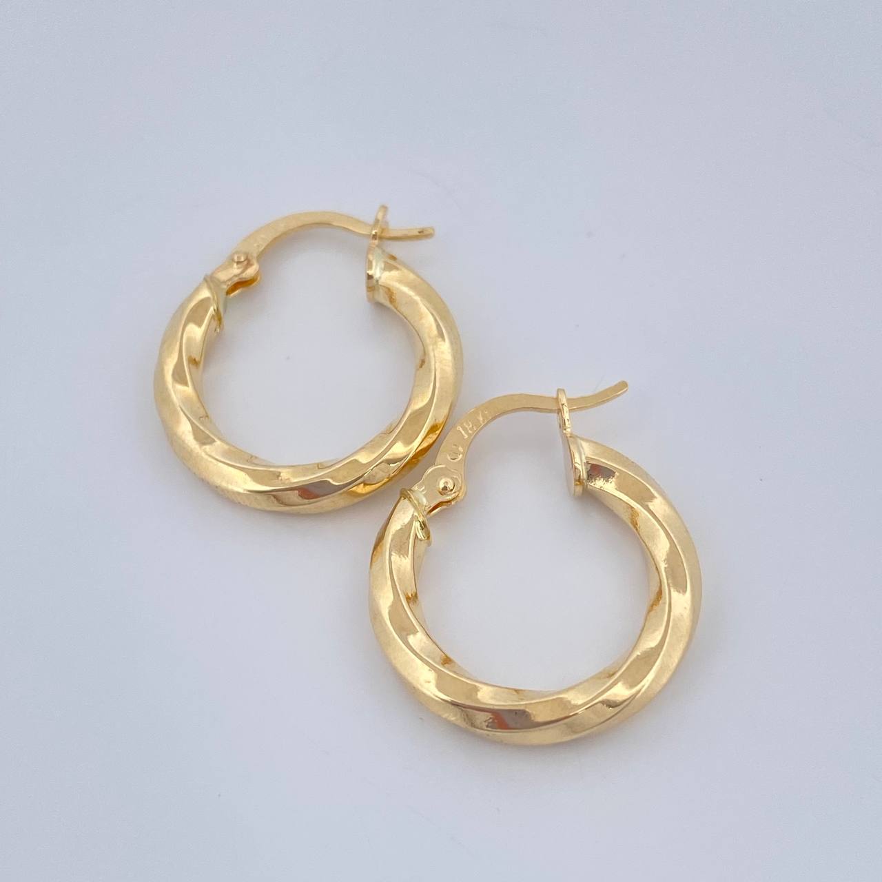 Candongas Kari 1.95gr / 3/4 in / Oro Amarillo 18K &