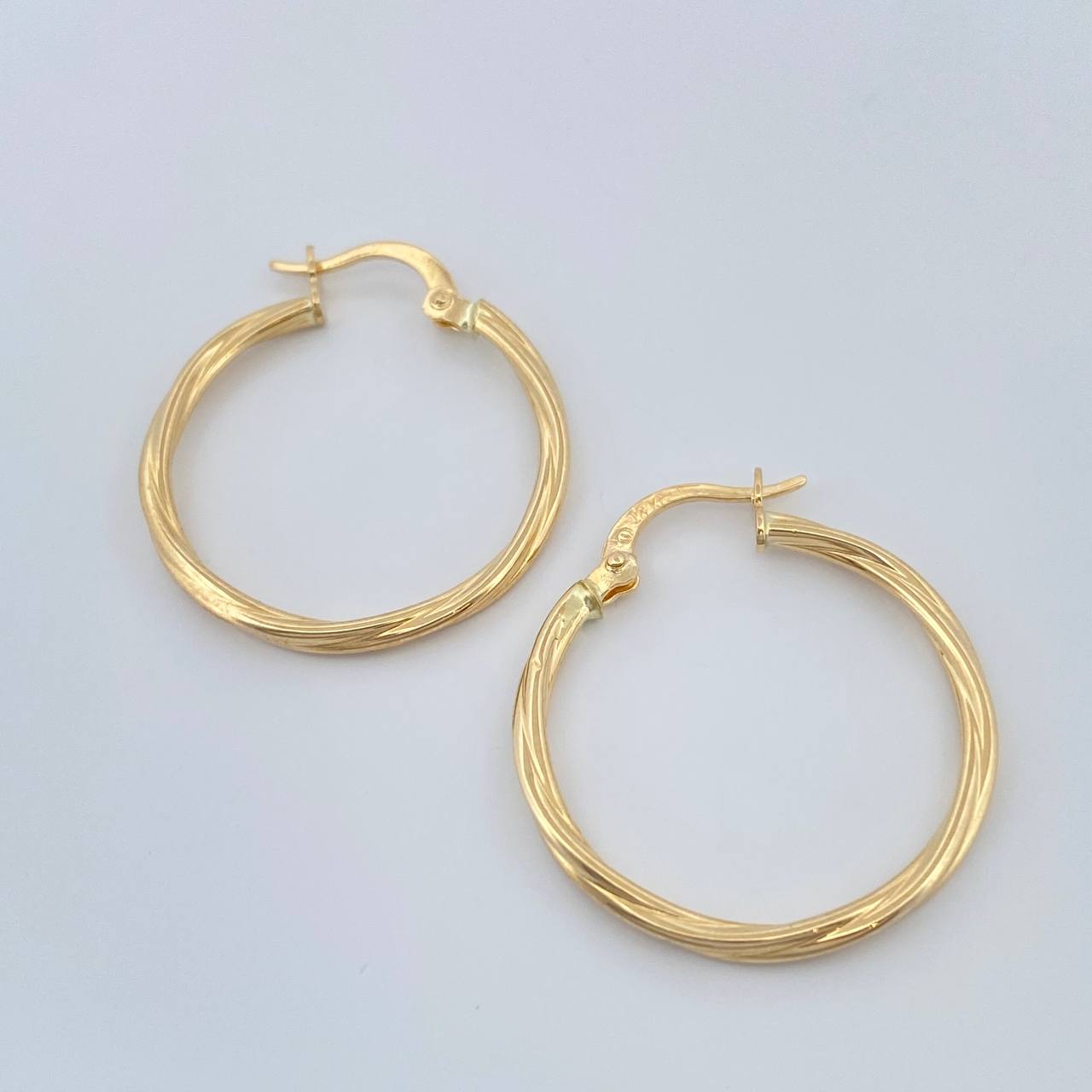 Hoop Earrings Lore 1.65gr / 1 in / Yellow Gold 18K &
