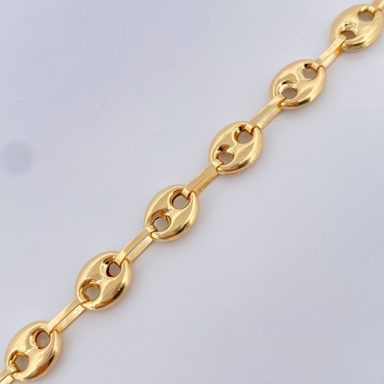 Pulso Gc 6.4gr / 8 3/4 in / 8.1mm Oro Amarillo 18K %