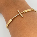 Pulso Reticulado Cruz 10.4gr / 6 1/4 in / 4mm Oro Amarillo 18K %