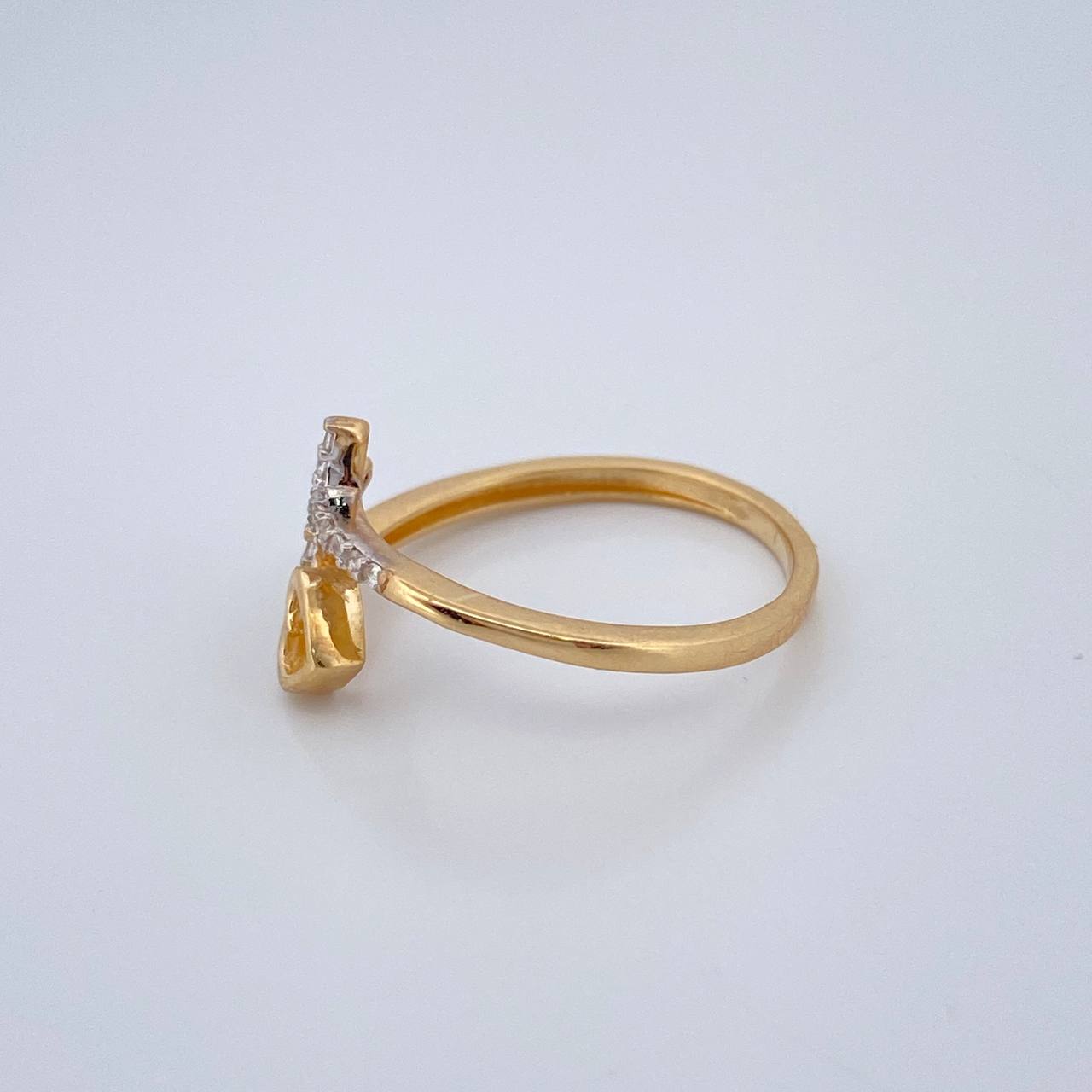 Anillo Cruz Corazon 1.9gr / T7 1/4 / Dos Oros Amarillo Blanco 18K %