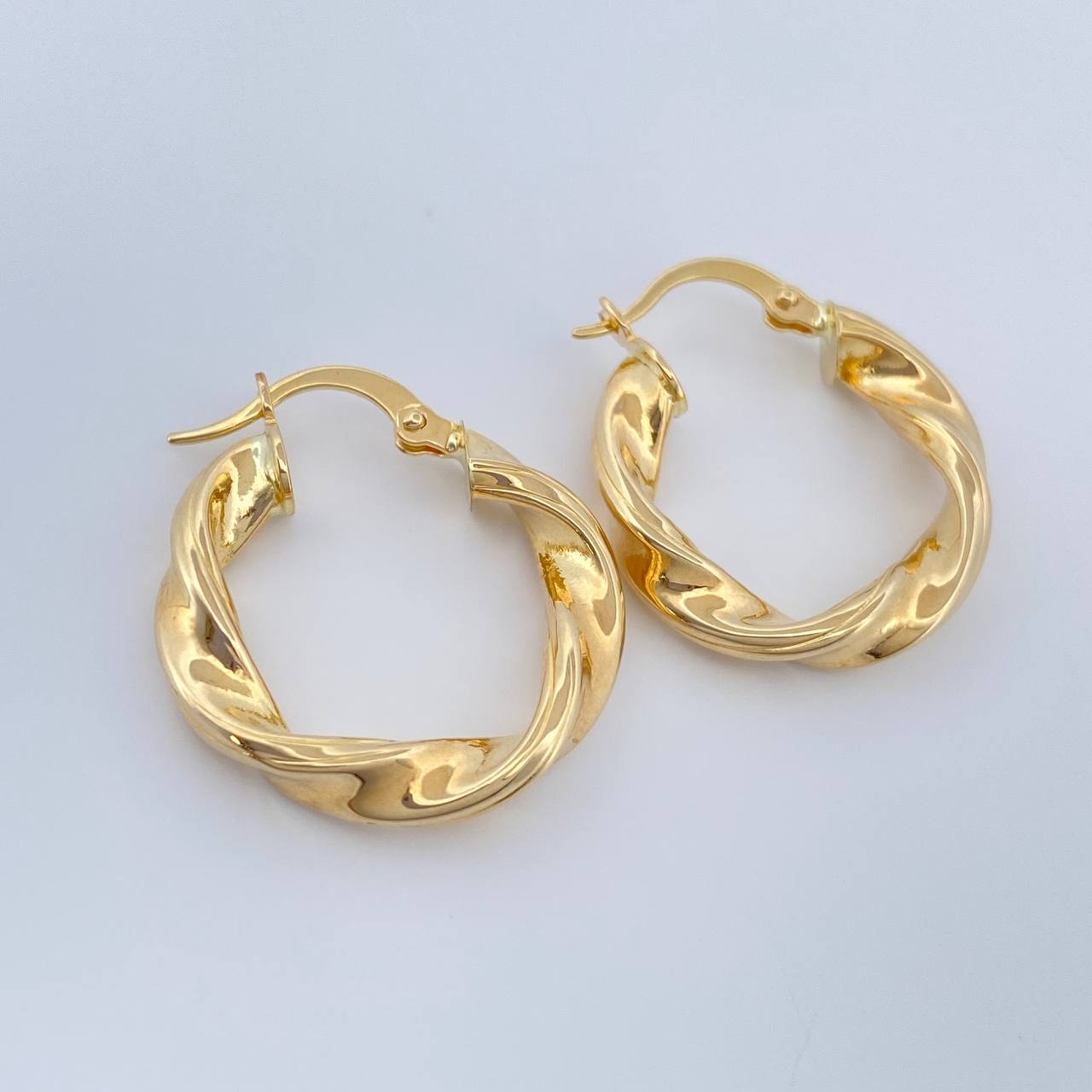 Candongas Charin 2.6gr / 1 in / Oro Amarillo 18K %
