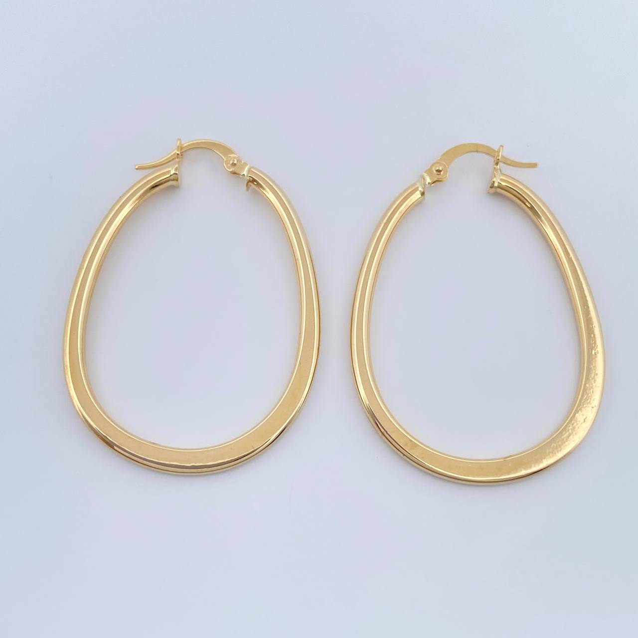 Candongas Dorada 2.7gr / 1 1/2 in / Oro Amarillo 18K %