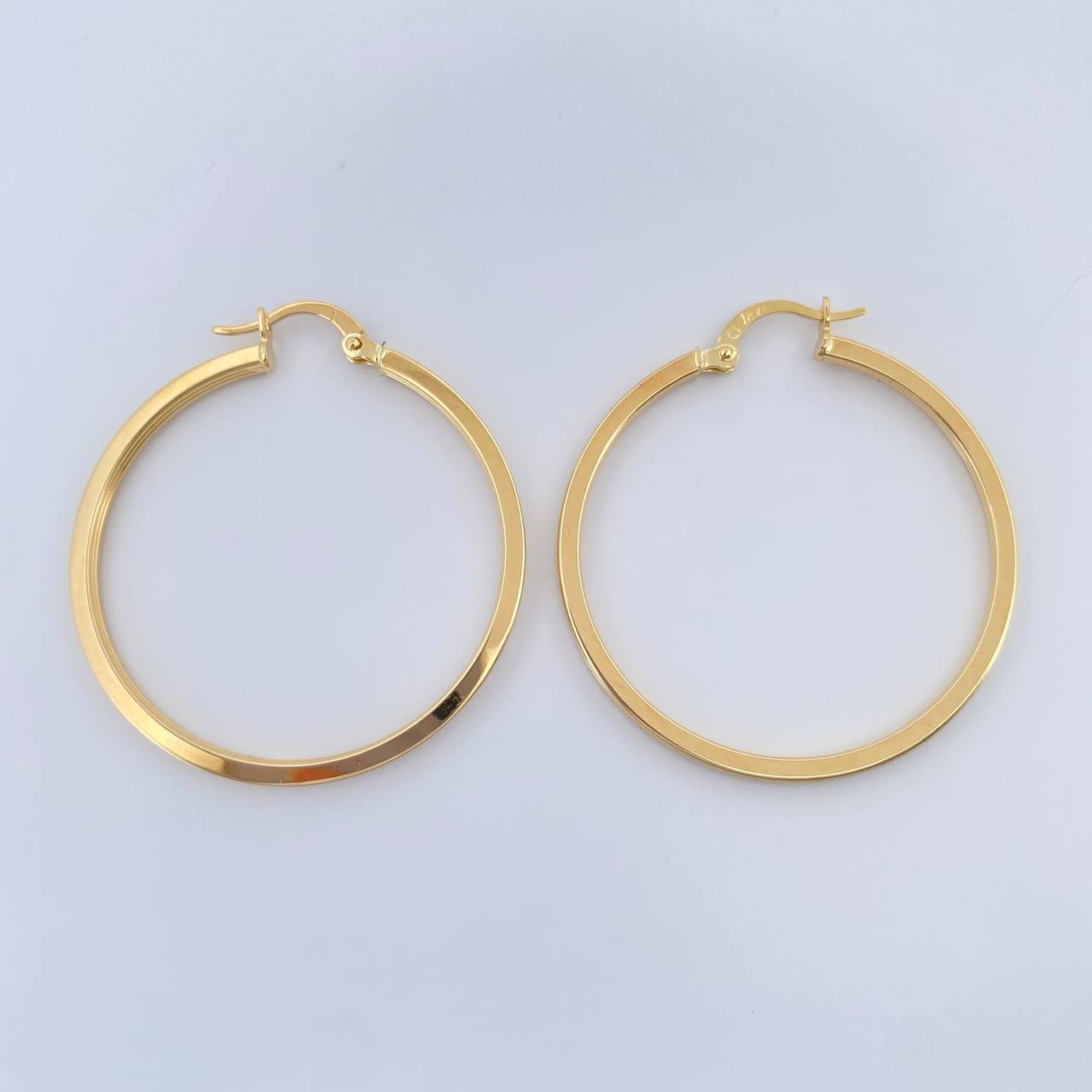 Candongas Andy 2.45gr / 1 1/2 in / Oro Amarillo 18K %