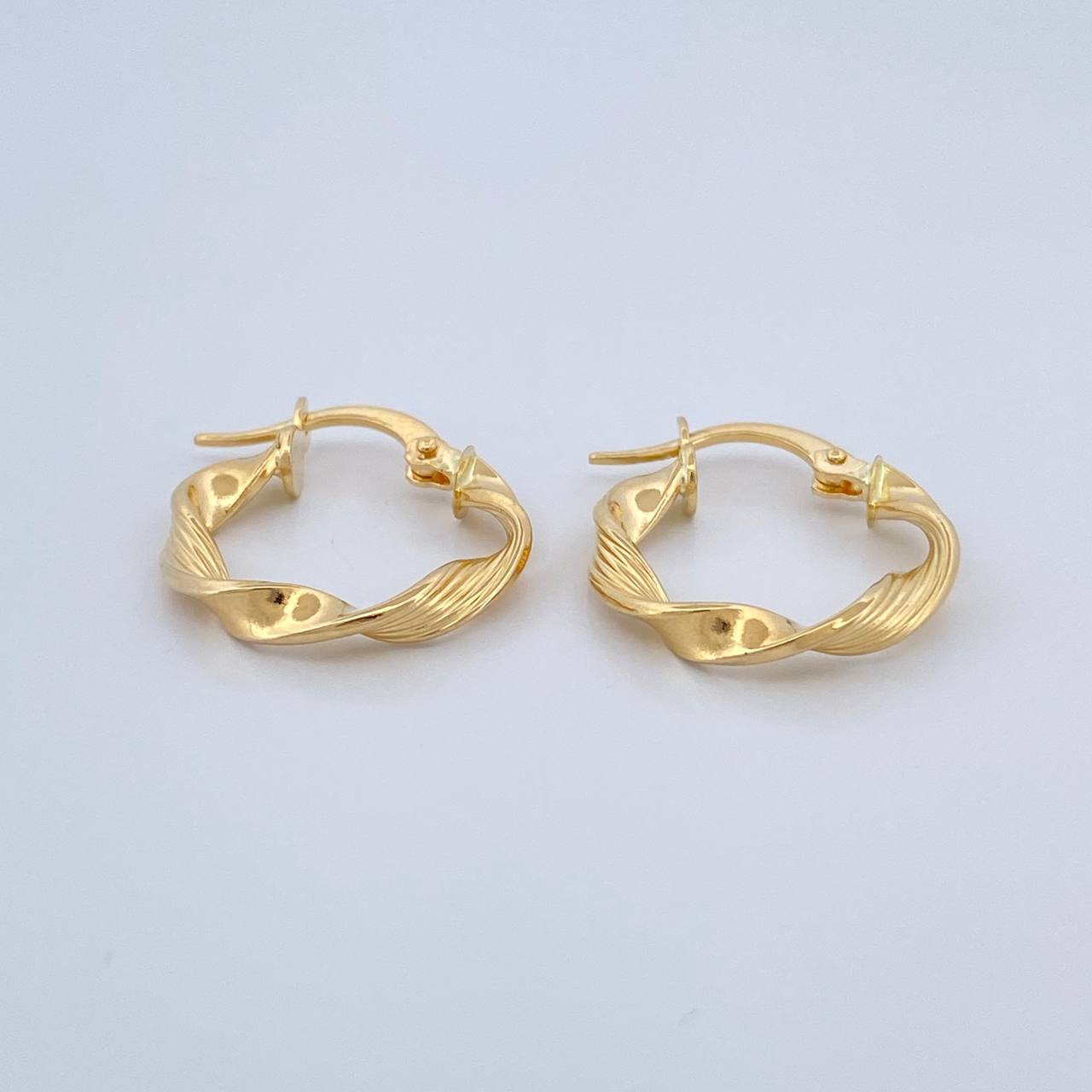 Candongas Jenn 1.2gr / 3/4 in / Oro Amarillo 18K %