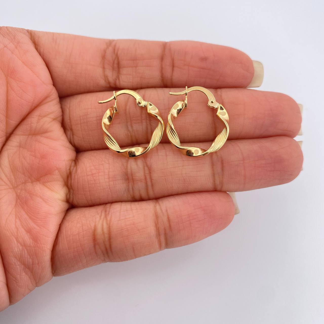 Candongas Jenn 1.2gr / 3/4 in / Oro Amarillo 18K %