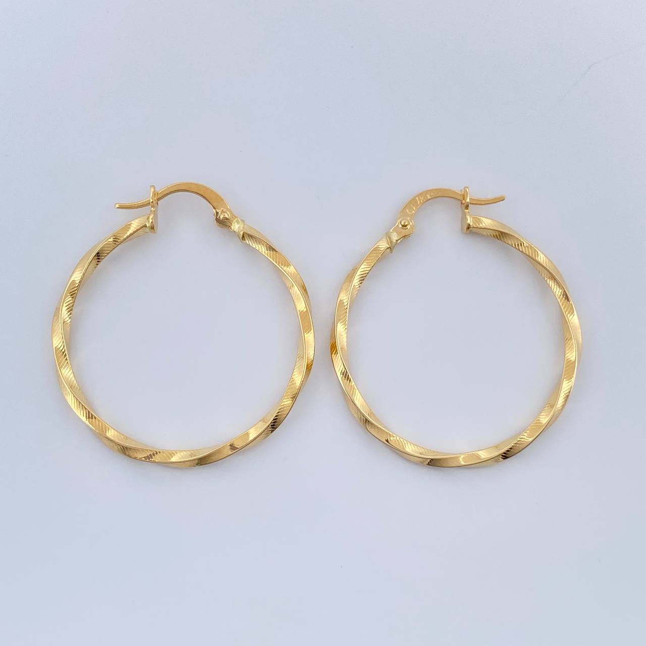 Candongas Deis 1.45gr / 1 1/4 in / Oro Amarillo 18K %