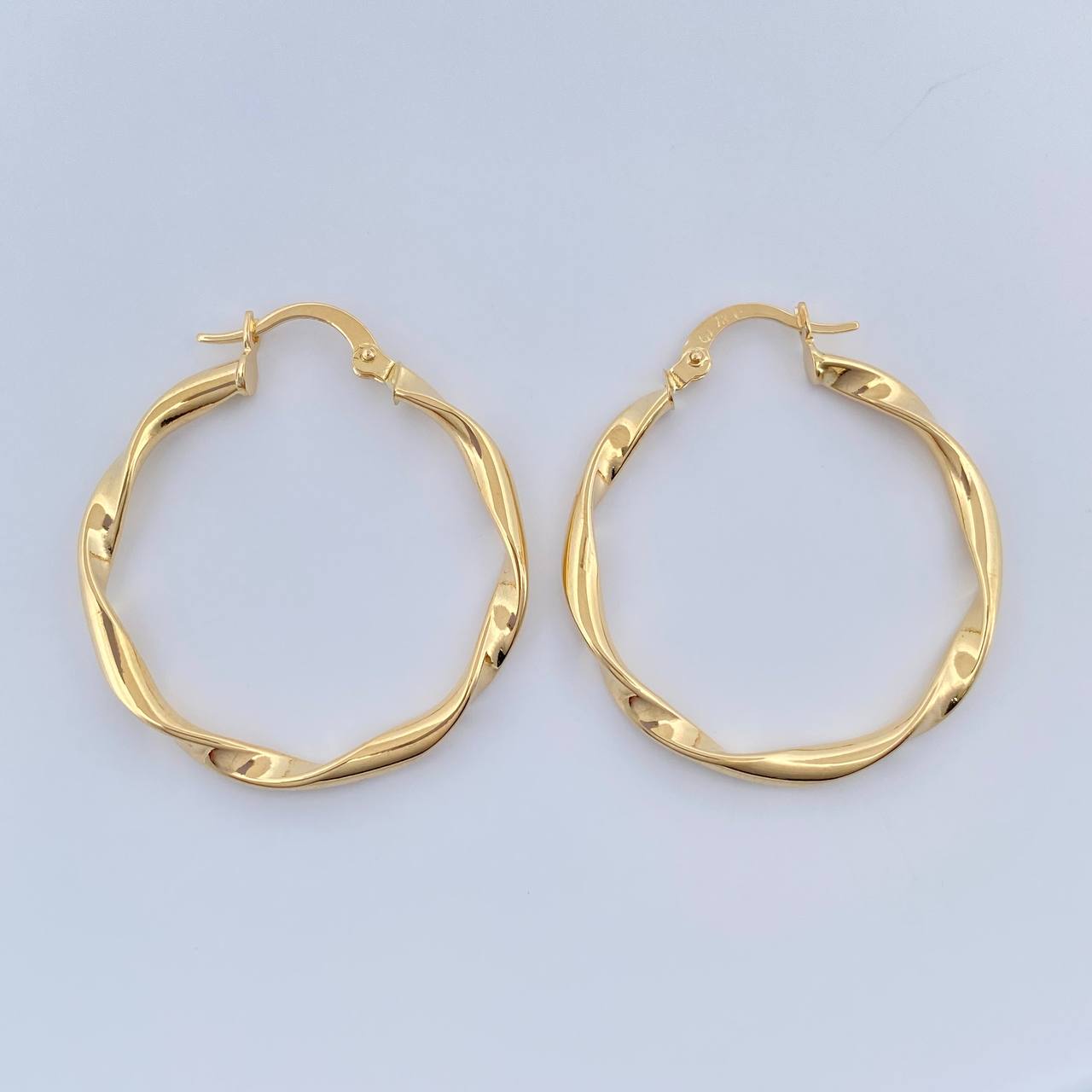 Candongas Asby 2.05gr / 1 1/4 in / Oro Amarillo 18K %