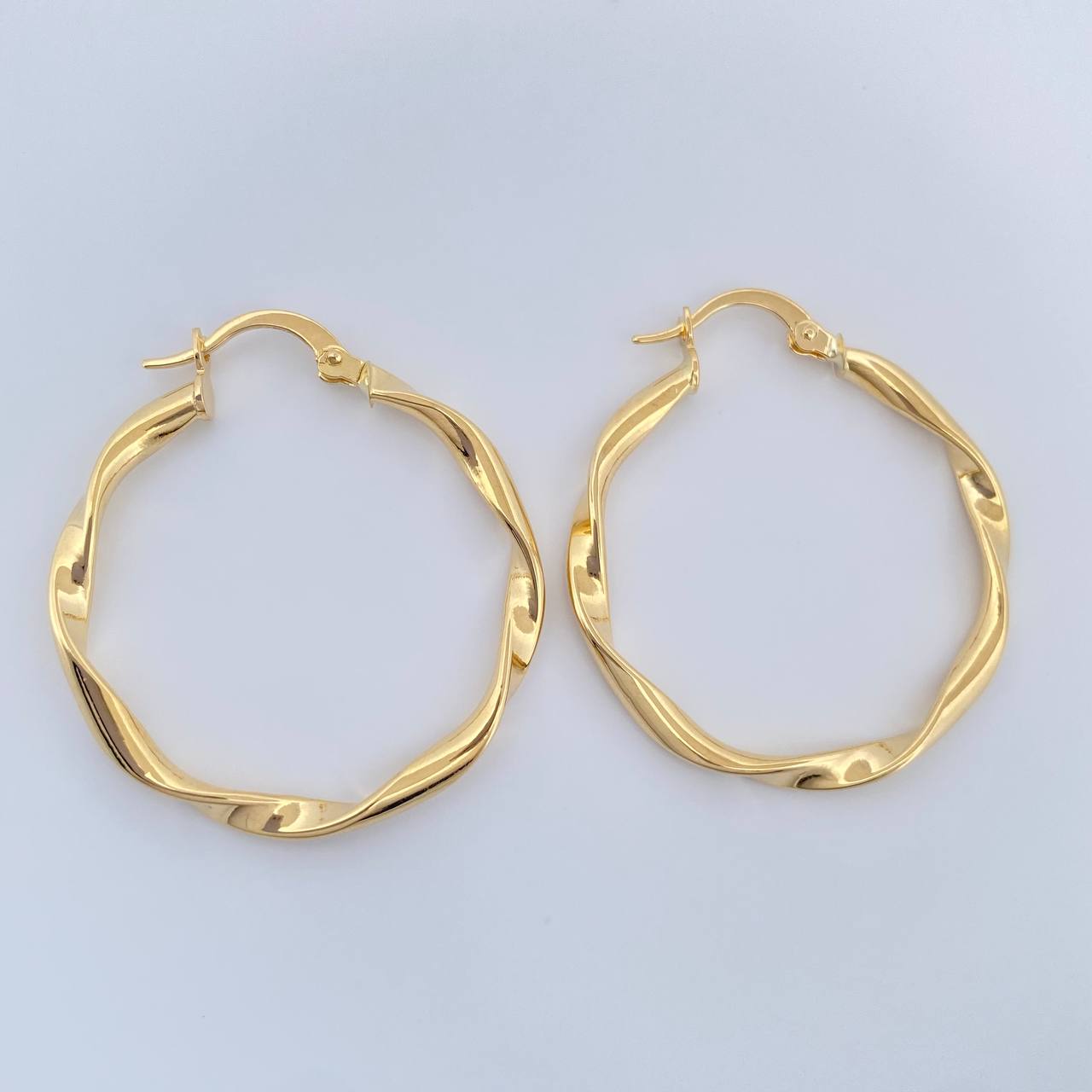 Candongas Asby 2.05gr / 1 1/4 in / Oro Amarillo 18K %