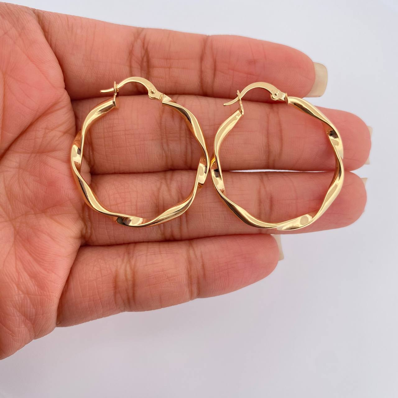 Candongas Asby 2.05gr / 1 1/4 in / Oro Amarillo 18K %