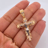 Dije Cruz Cristo Milagroso de Buga 5.3gr / 2 in / Tres Oros 18K %