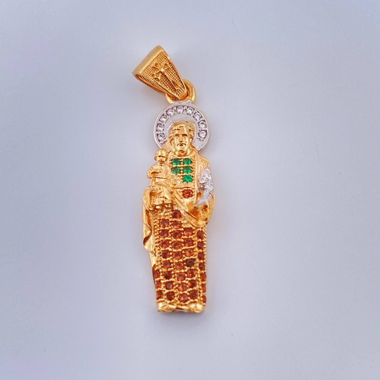 Dije San Jose 2.85gr / 1 1/4 in / Dos Oros Amarillo Blanco 18K %