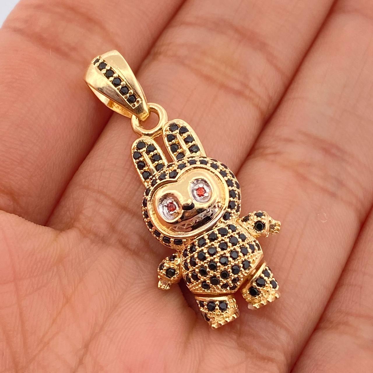 Dije Conejo Sonriente 6.35gr / 1 1/2 in / Dos Oros Amarillo Blanco 18K %